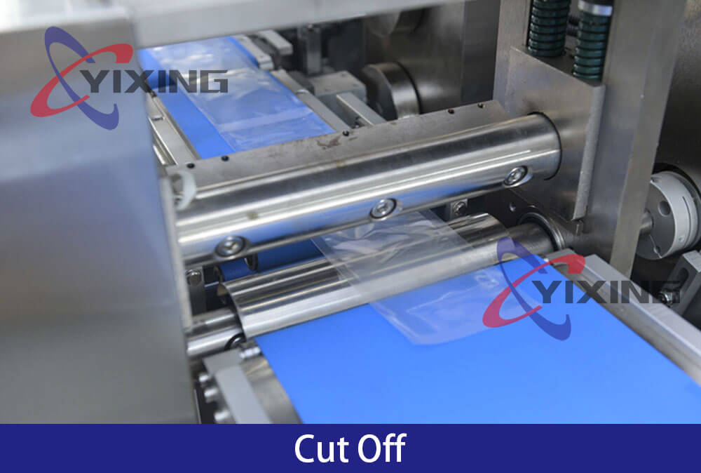 Four Side Seal Horizontal Flow Wrapper Cut Off