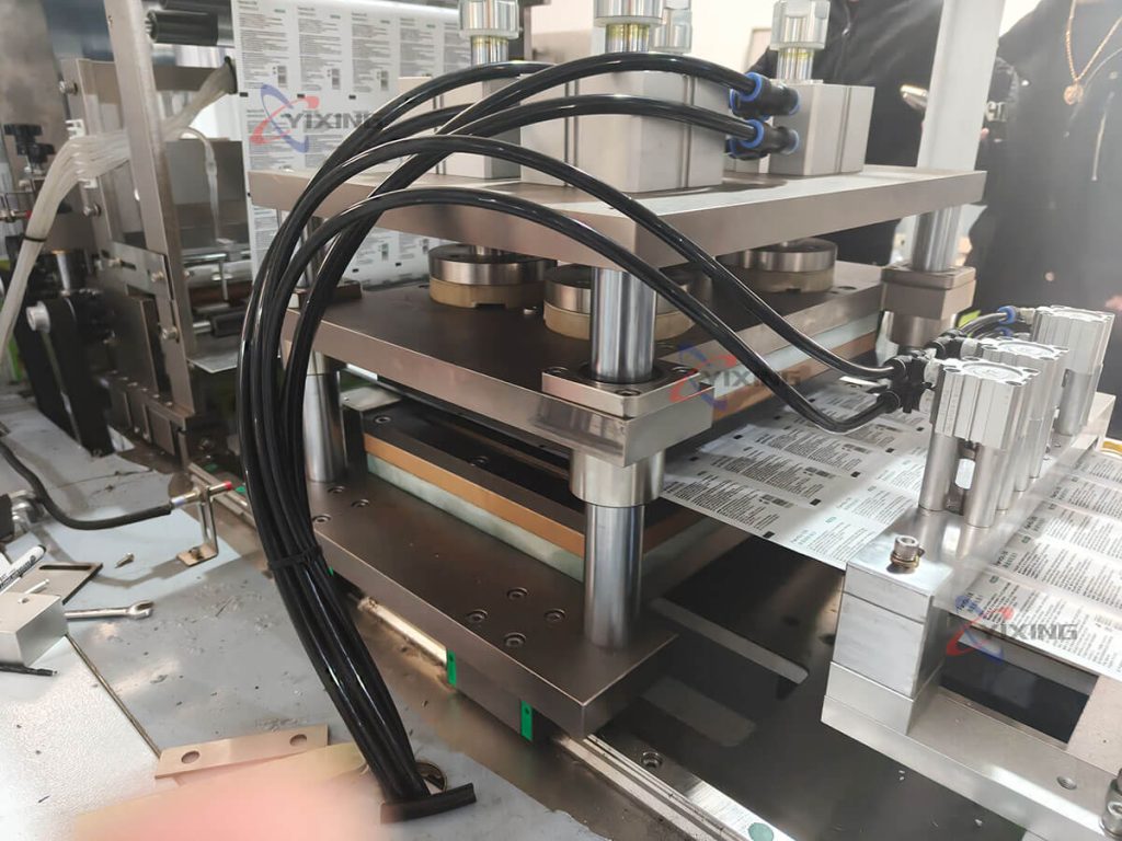 Multi Lane Medical Alcohol Prep Pads (Swab) Packing Machine