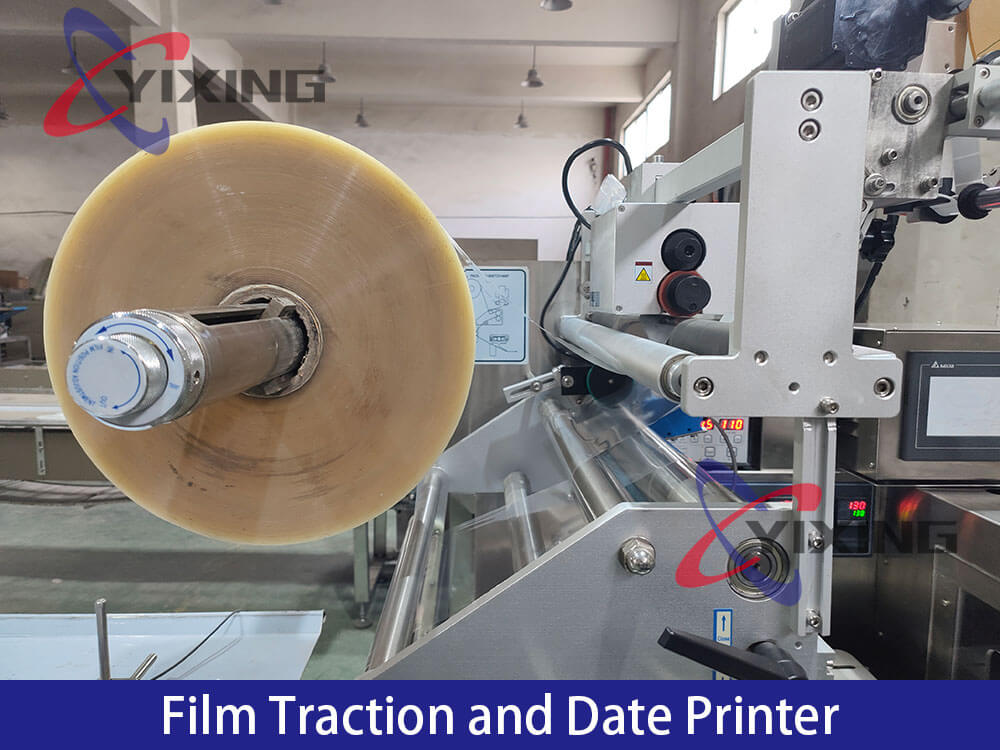 3-axis Servo Flow Wrap Packing Machine Film Traction and Date Printer